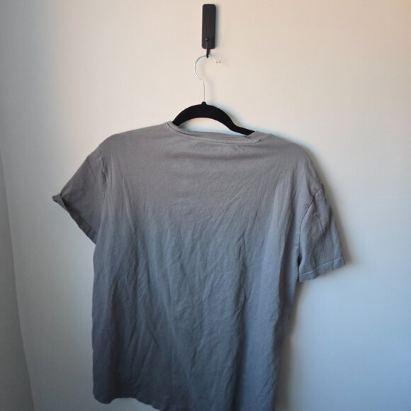 H&M Gray long fit tee - Picture 3 of 3
